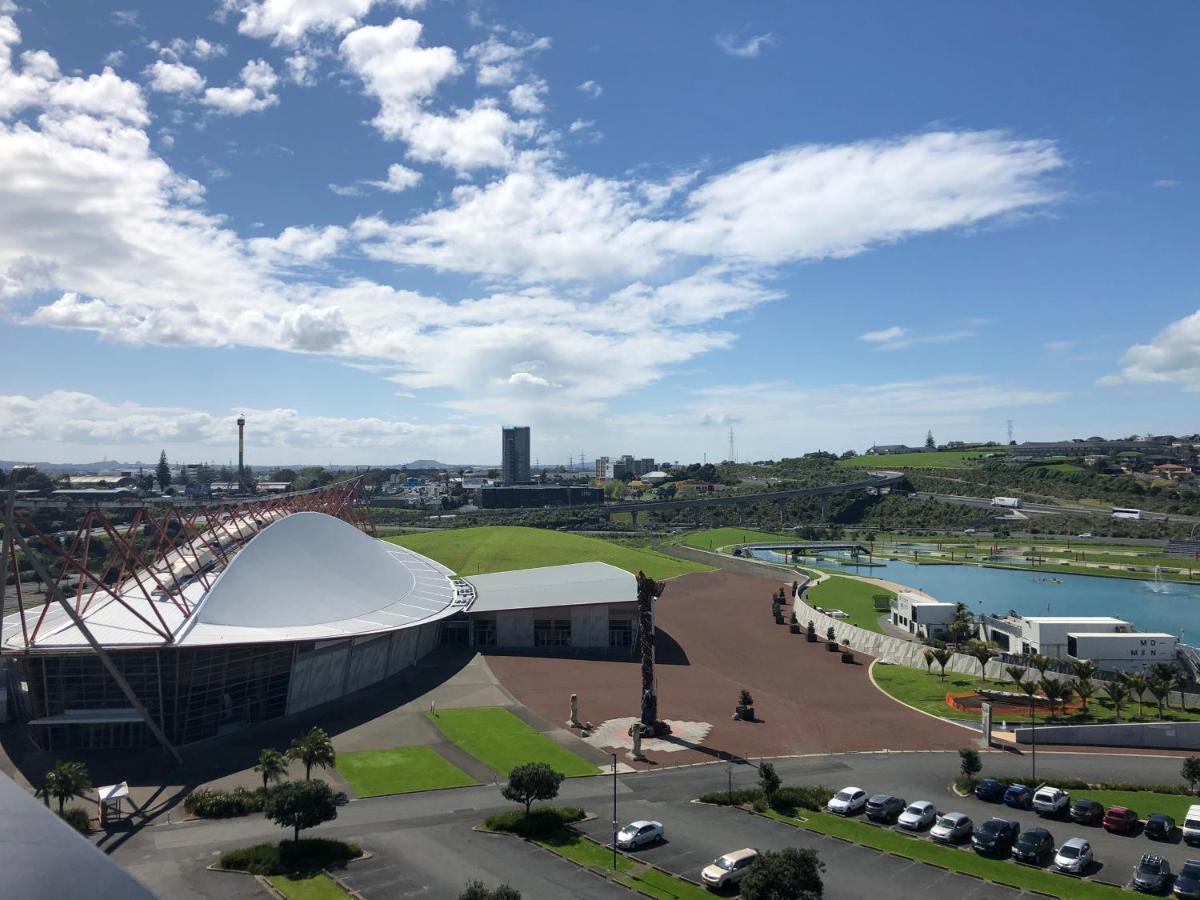 Ramada Suites By Wyndham Auckland Manukau Pacfic Centre Экстерьер фото