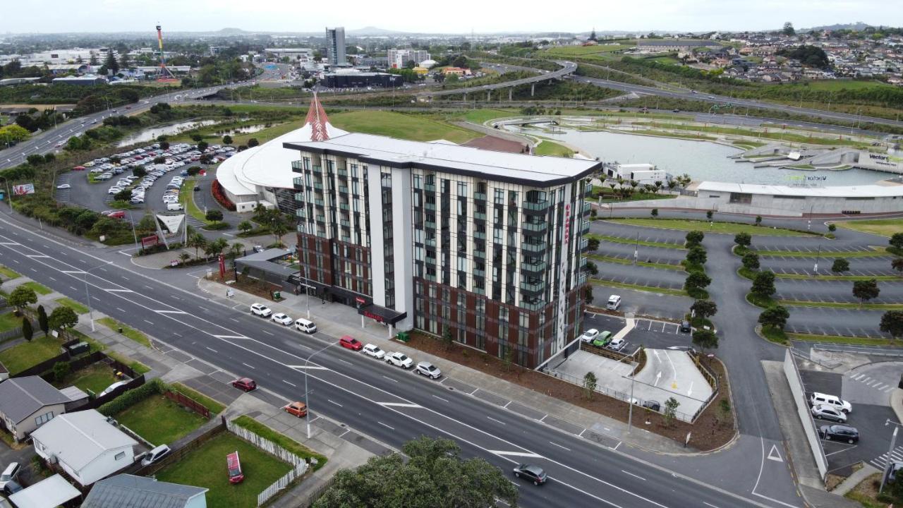 Ramada Suites By Wyndham Auckland Manukau Pacfic Centre Экстерьер фото